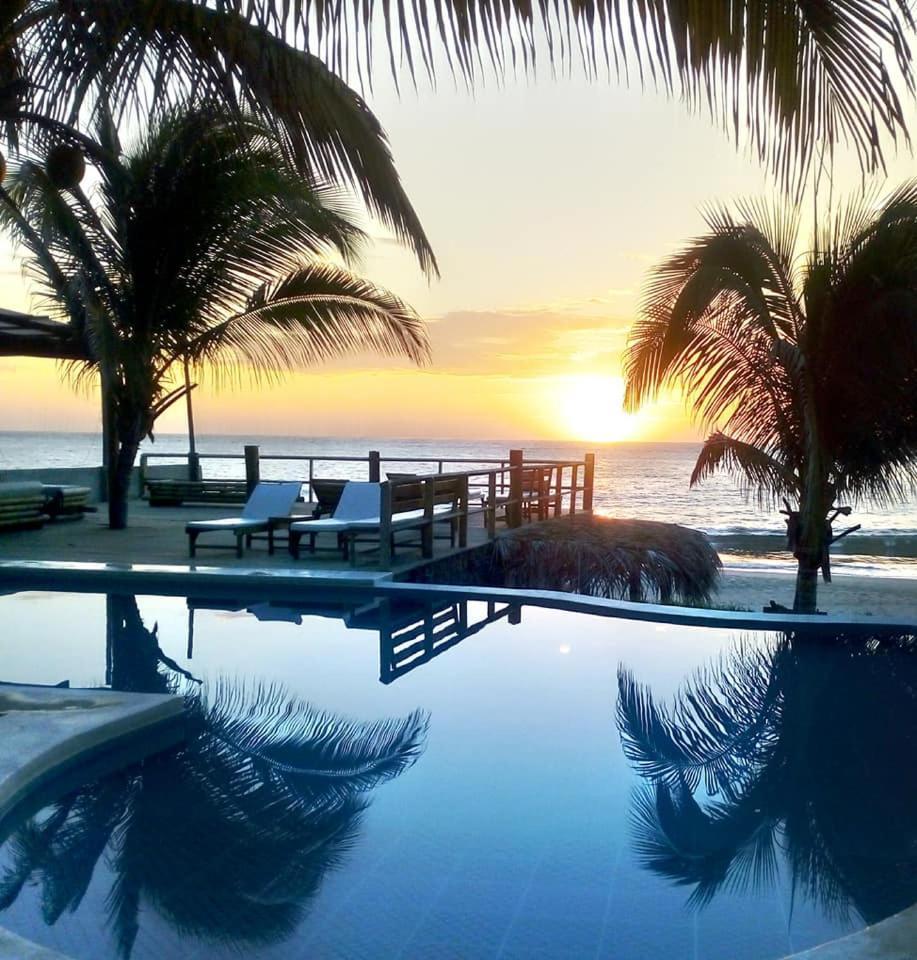 Hotel Playa Palmeras ลอสโอร์กานอส ภายนอก รูปภาพ